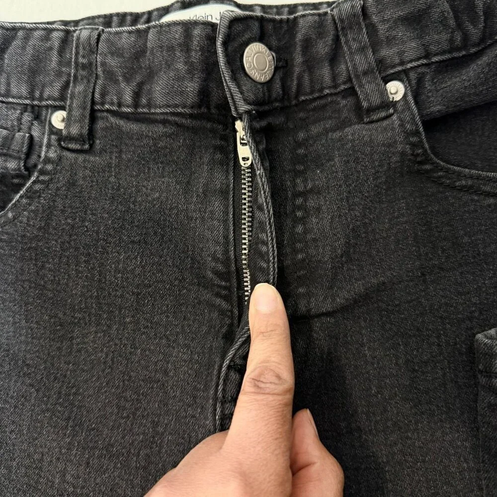 Calvin Klein Jeans Slim Straight Womens Size 16 Dark Wash Stretch Denim - Picture 10 of 14